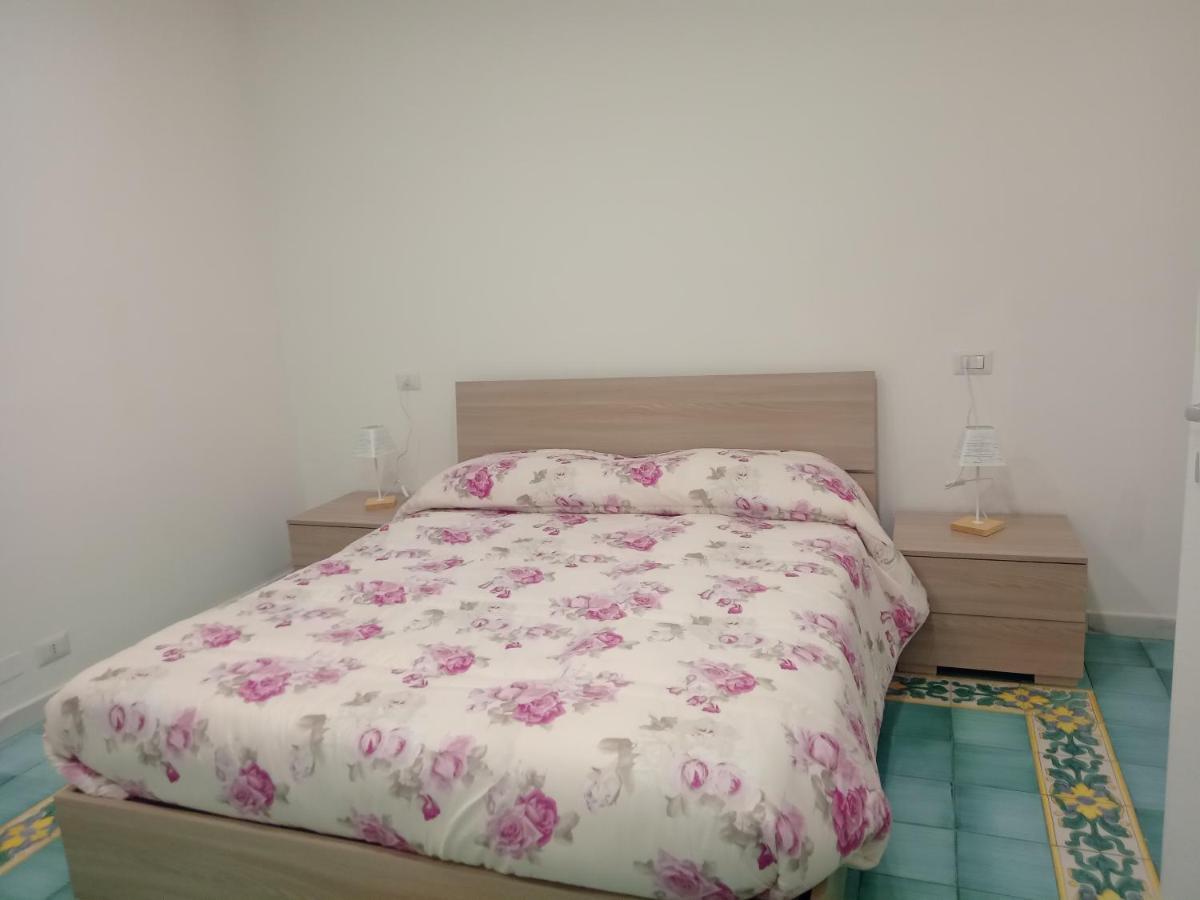 סלרנו Let It B&B Apartment מראה חיצוני תמונה