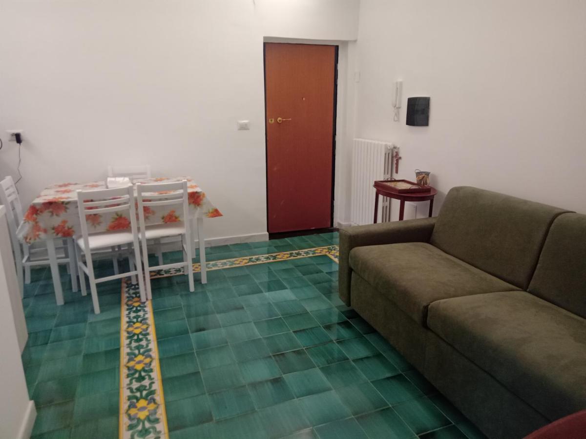 סלרנו Let It B&B Apartment מראה חיצוני תמונה