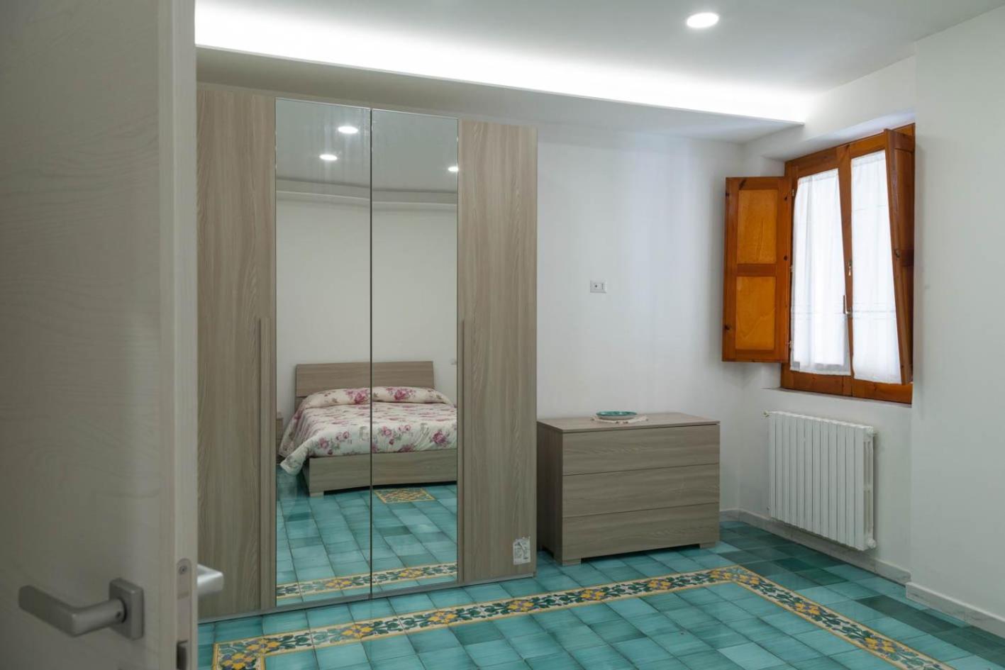 סלרנו Let It B&B Apartment מראה חיצוני תמונה