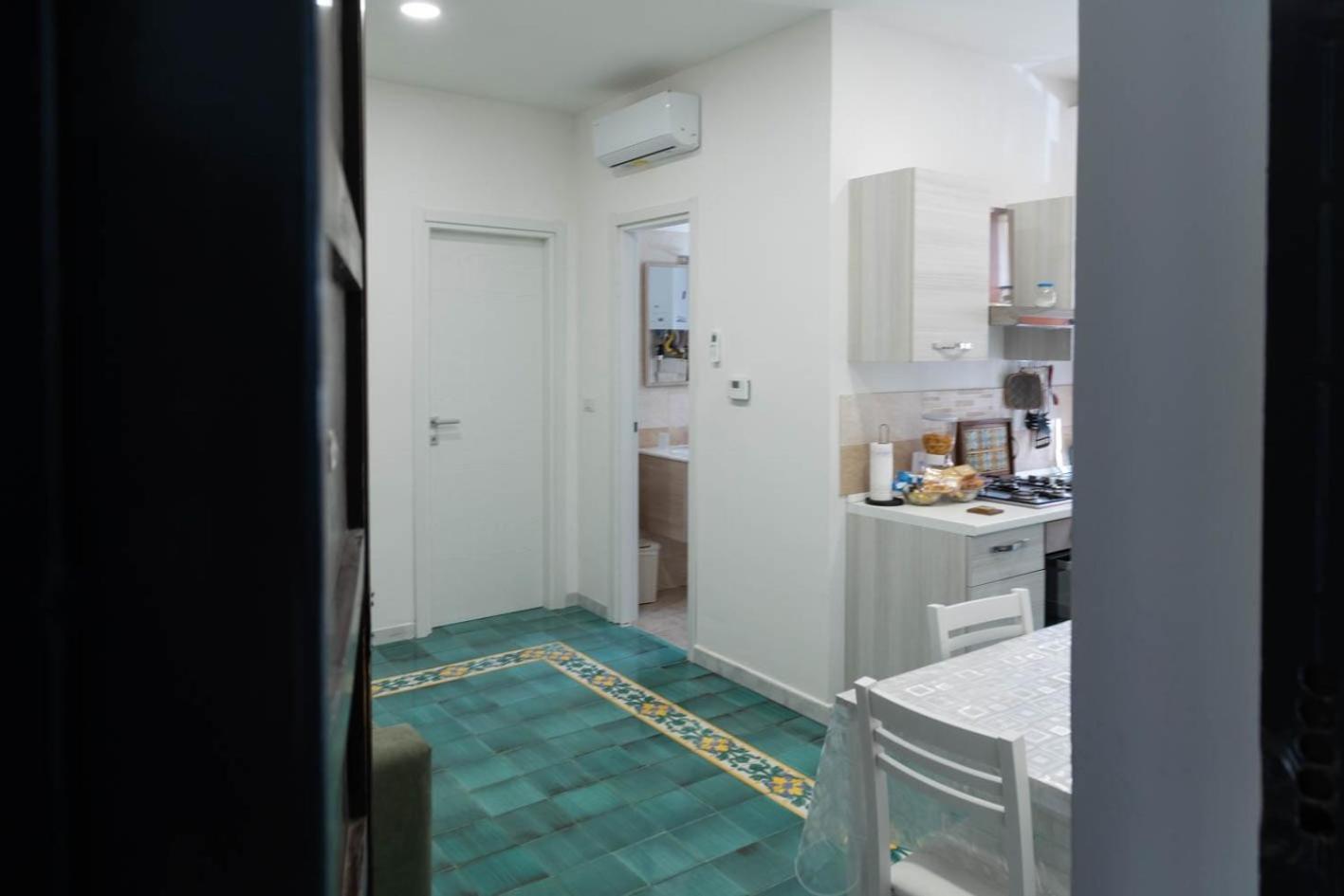סלרנו Let It B&B Apartment מראה חיצוני תמונה