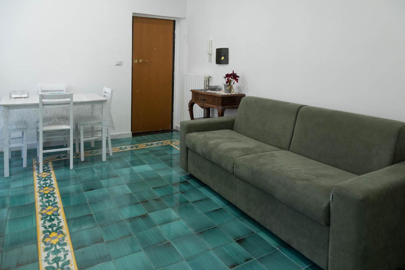 סלרנו Let It B&B Apartment מראה חיצוני תמונה